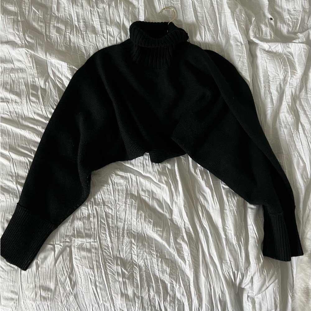Black cropped sweater